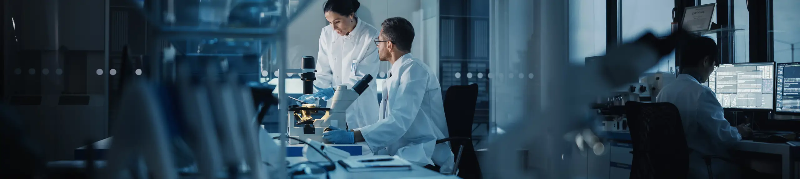 People working in the laboratory